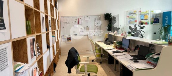 Gewerbliche Immobilie in Brescia, Italy 107m², Nr. 57526 13