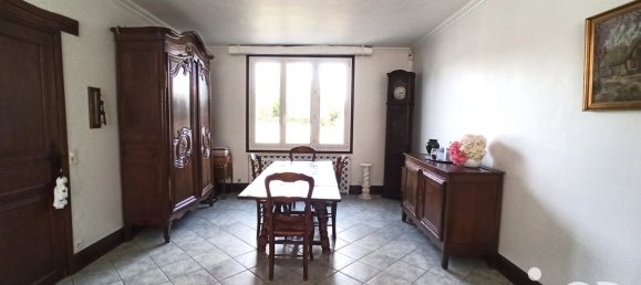 5 bedrooms House in Dreux, France No. 251262 8