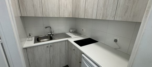 3-salle Bureau à Larnaca, Cyprus No. 26137 10