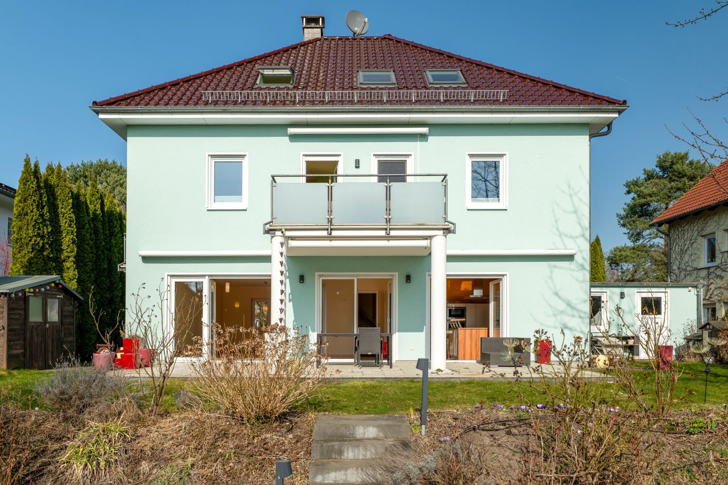 6 rooms Villa in Brandenburg, Germany No. 20472