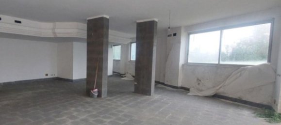 200m² Commercial property in Alba Adriatica, Italy No. 380606 4