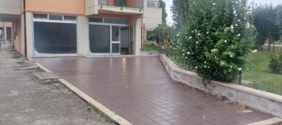200m² Commercial property in Alba Adriatica, Italy No. 380606 21