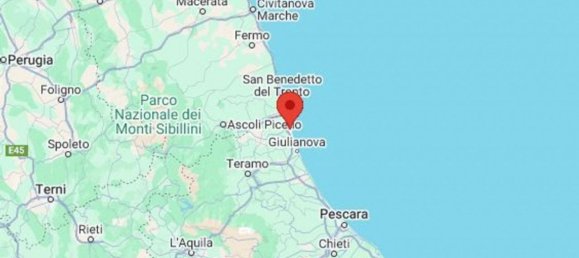 200m² Commercial property in Alba Adriatica, Italy No. 380606 13