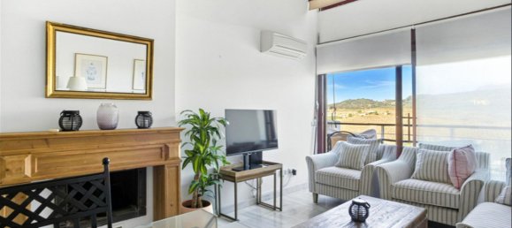 3 bedrooms Apartment in Benahavis, Spain No. 133807 5