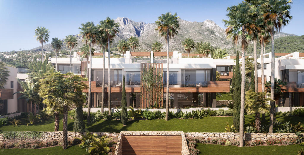 4 bedrooms Villa in Marbella, Spain No. 25080