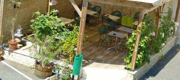 Propiedad comercial en Chinon, France 256 m² No. 210803 3