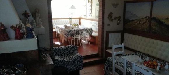 10غرفة فيلا في Caerano di San Marco, Italy رقم 178607 15