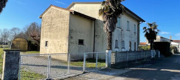 6-Zimmer Haus in Concordia Sagittaria, Italy, Nr. 210197 2