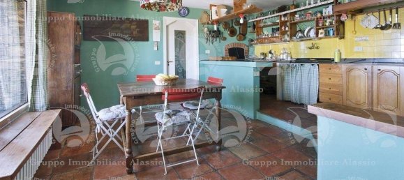 4 Schlafzimmer Villa in Alassio, Italy, Nr. 63861 10