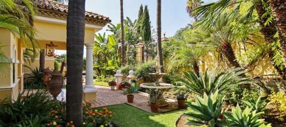 5 bedrooms Villa in El Paraiso, Spain No. 2917 14