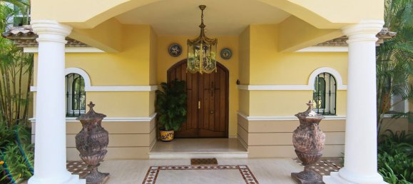 5 bedrooms Villa in El Paraiso, Spain No. 2917 12