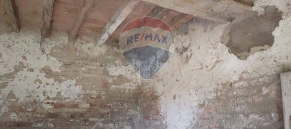 4 bedrooms House in Bomporto, Italy No. 352667 8