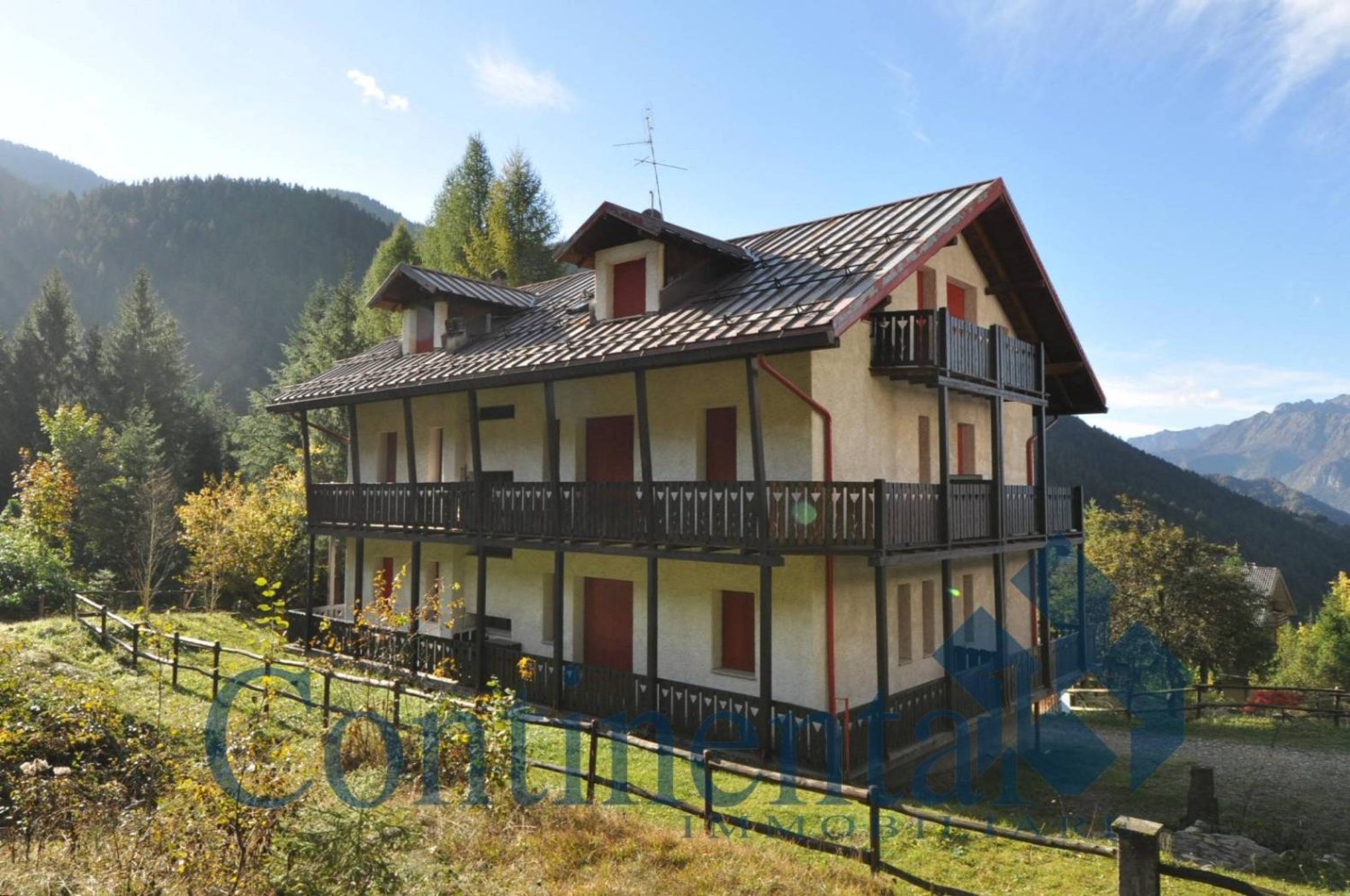 2 غرف نوم شقة في Piazzatorre, Italy رقم 138495