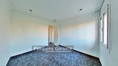 Apartamento T3 em Salt, Spain N.º 217787