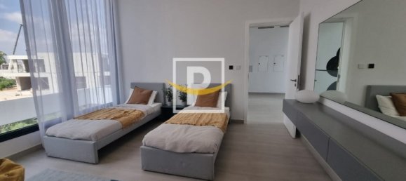 4 bedrooms Townhouse in Tilal City, UAE No. 10437 13