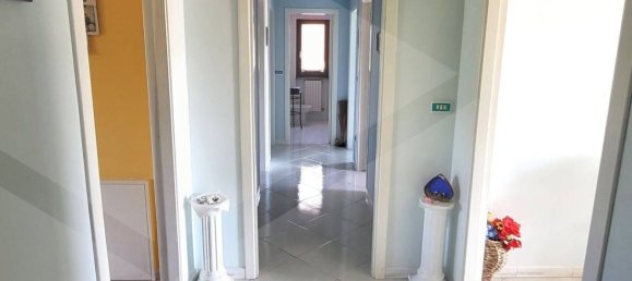 5-Zimmer Wohnung in Pescara, Italy, Nr. 32274 9