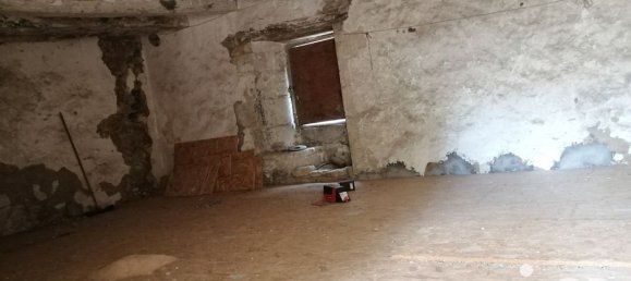 Casa de 2 habitaciónes en Montreuil-Bellay, France No. 322332 9