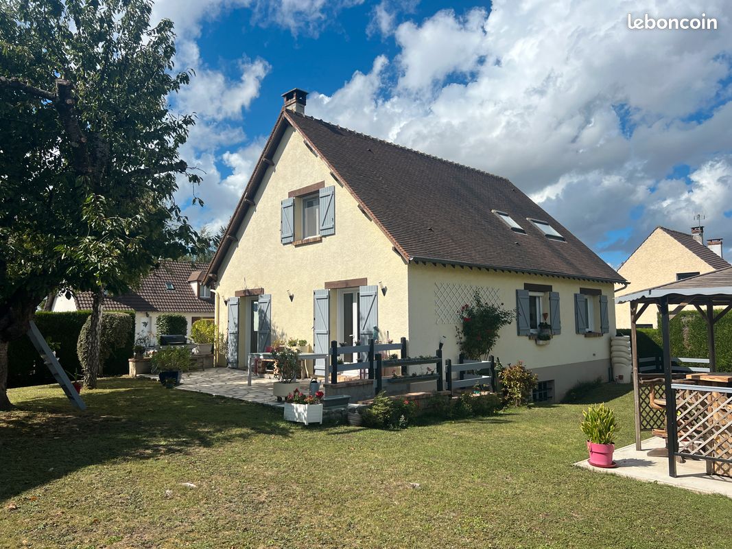 Casa T4 em Ballancourt-sur-Essonne, France N.º 329547