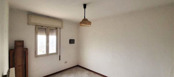 4 rooms House in Rovigo, Italy No. 103514 14
