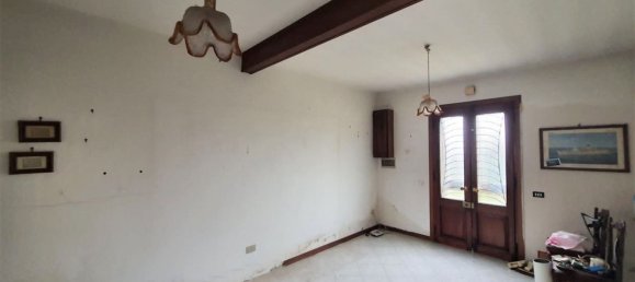 4 rooms House in Rovigo, Italy No. 103514 6