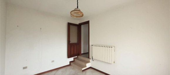 4 rooms House in Rovigo, Italy No. 103514 13