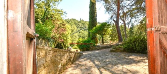 7-Zimmer Haus in Arezzo, Italy, Nr. 226390 2