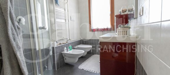 7 bedrooms Penthouse in Mogliano Veneto, Italy No. 380741 15