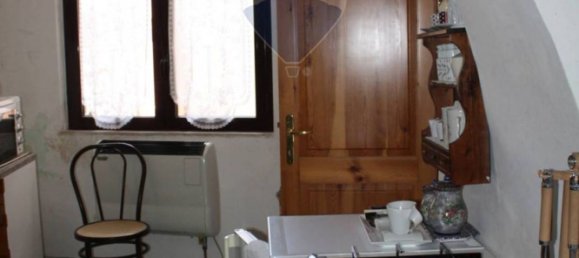 14 rooms House in Castel San Vincenzo, Italy No. 62465 45