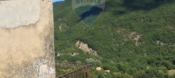 14 rooms House in Castel San Vincenzo, Italy No. 62465 26