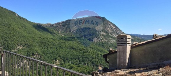 14 rooms House in Castel San Vincenzo, Italy No. 62465 17