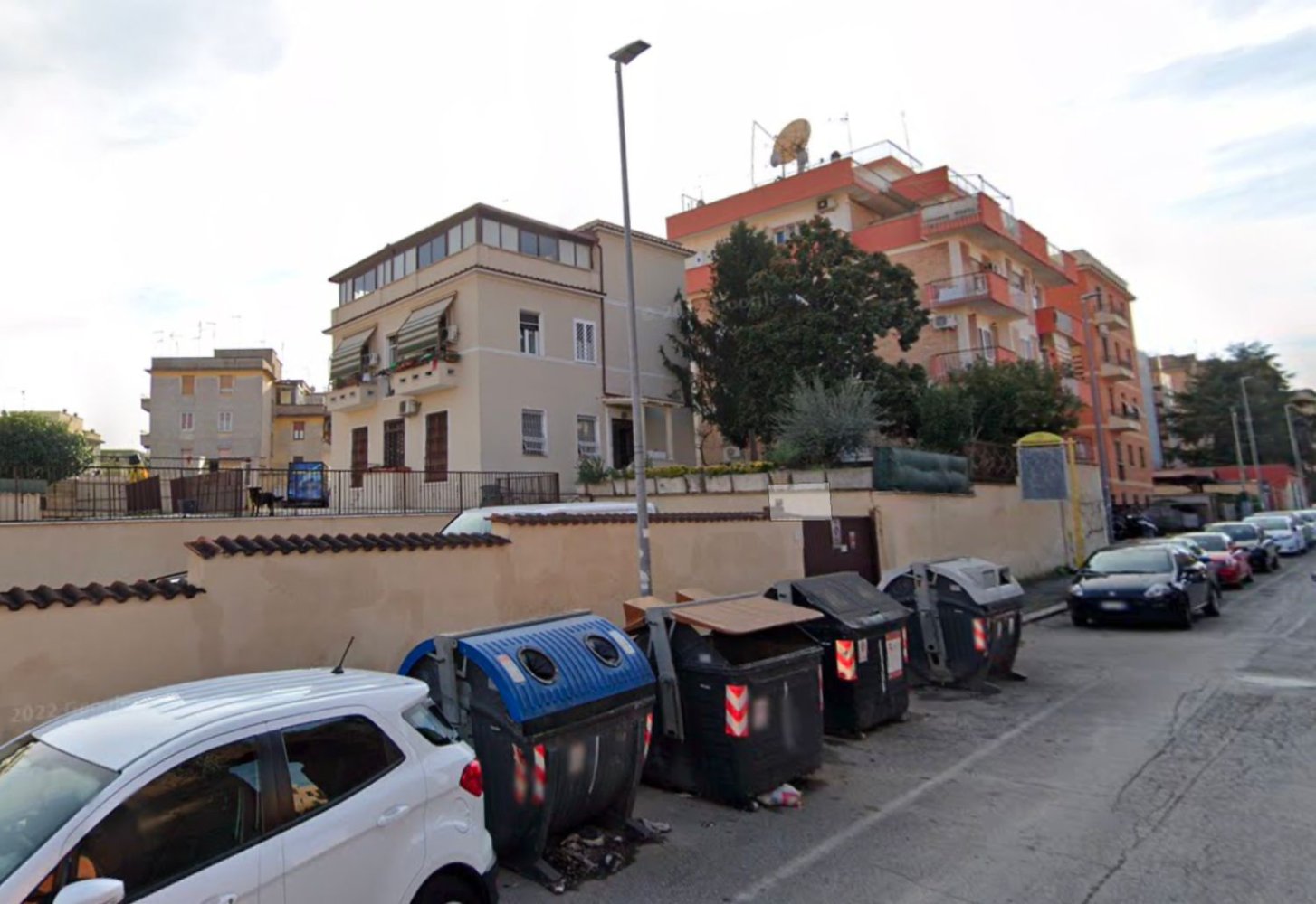 3 bedrooms Apartment in Cagliari, Italy No. 400570