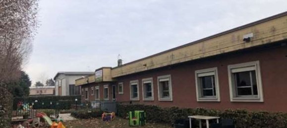 5 غرف نوم شقة في Senago, Italy رقم 373122 3