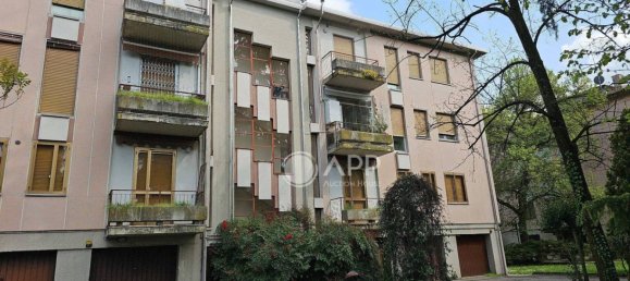 2 bedrooms Apartment in Padua, Italy No. 61093 3