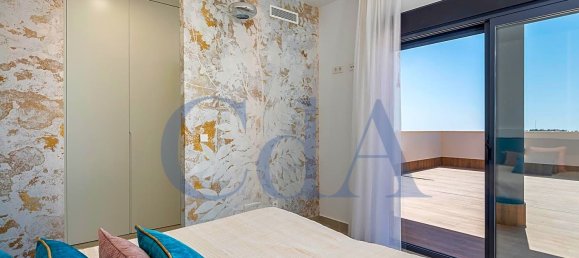 3 bedrooms Villa in San Miguel de Salinas, Spain No. 6262 22