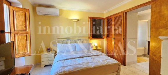 5 bedrooms Villa in Jesus, Spain No. 189820 9