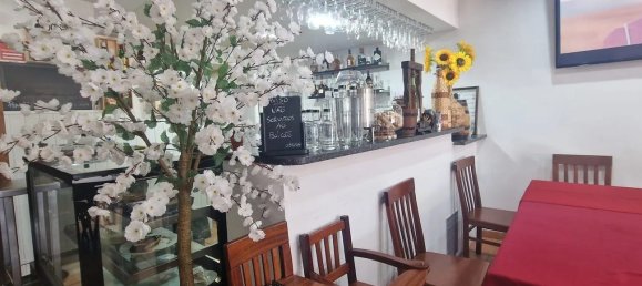 Gewerbliche Immobilie in Vila Nova de Gaia, Portugal, Nr. 214853 3