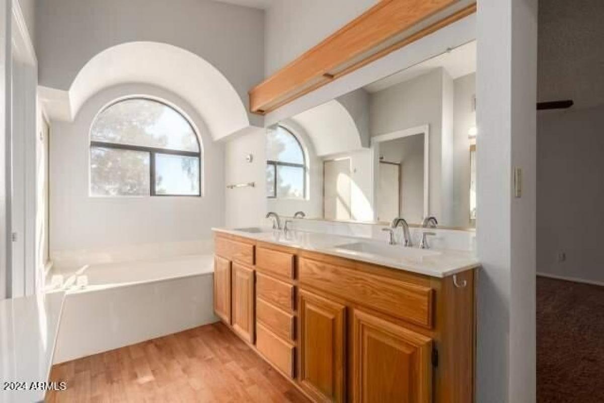 3 Schlafzimmer Haus in Glendale, USA, Nr. 272020