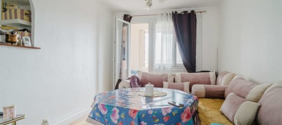 2 bedrooms Apartment in Villeurbanne, France No. 291106 3