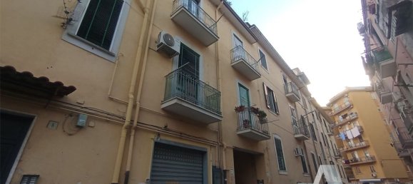 Apartamento de 2 divisões em Salerno, Italy N.º 197346 2