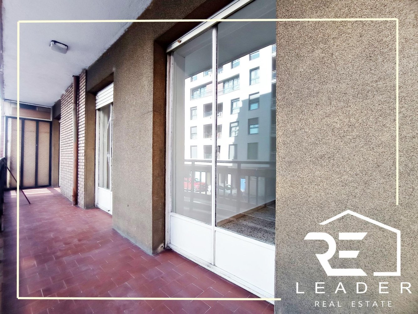 4 غرف نوم شقة في Leon, Spain رقم 95349