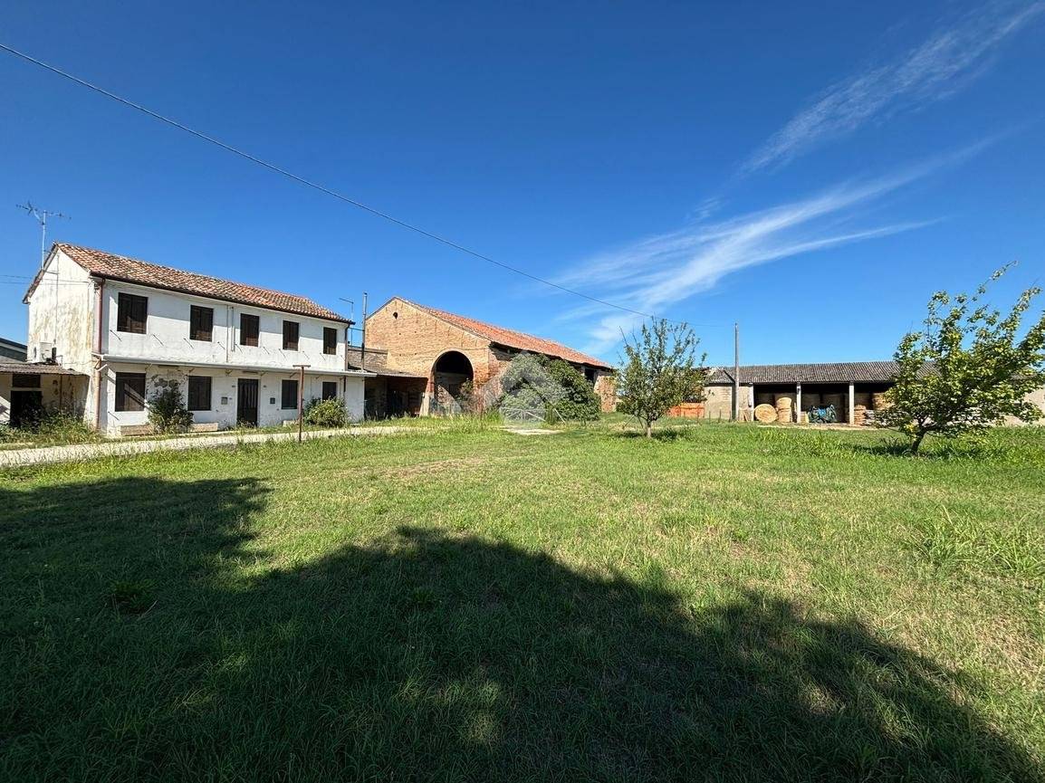 Apartamento T5 em Codevigo, Italy N.º 262535