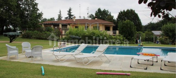 3 bedrooms Apartment in Gazzola, Italy No. 212478 2