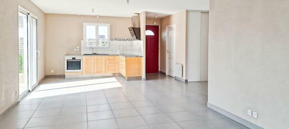 2 bedrooms House in Vendee, France No. 281194 2