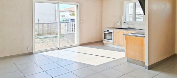 2 bedrooms House in Vendee, France No. 281194 5