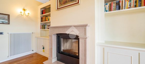 5 bedrooms Villa in Varano de' Melegari, Italy No. 206500 4