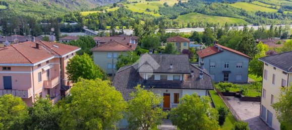 5 bedrooms Villa in Varano de' Melegari, Italy No. 206500 7