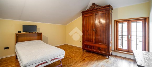 5 bedrooms Villa in Varano de' Melegari, Italy No. 206500 16