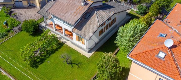 5 bedrooms Villa in Varano de' Melegari, Italy No. 206500 3