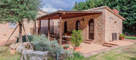 11 bedrooms House in Sovicille, Italy No. 83540 26