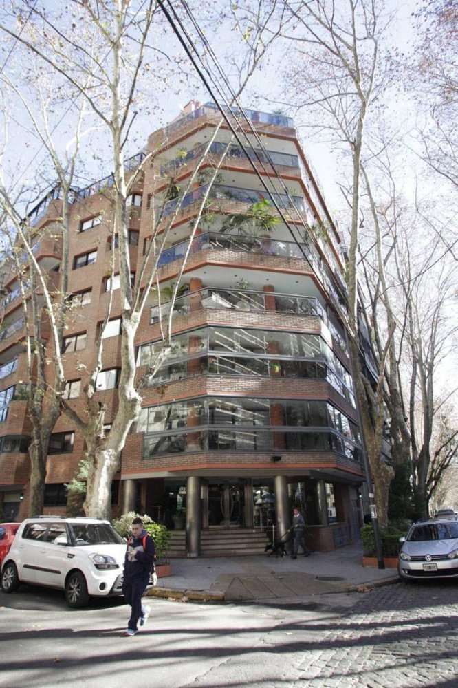 3 bedrooms Apartment in Buenos Aires, Argentina No. 68416